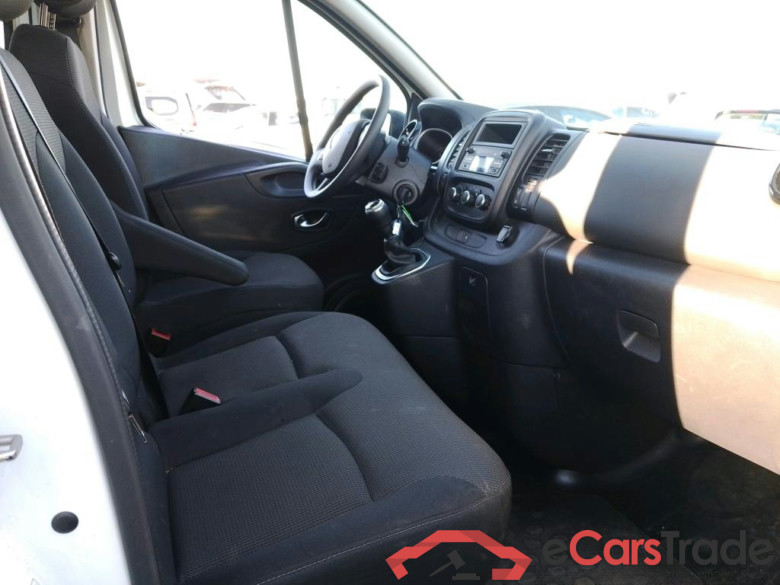 RENAULT Trafic / 2019 / 4P / furgón Doble Cabina 27 L1 Energy BluedCi 88 kW #6