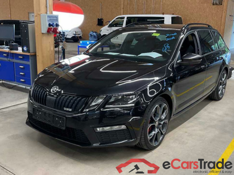 Octavia Combi RS 245 2.0 TSI 180KW AT7 E6dT #1