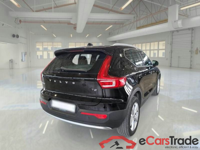 VOLVO XC40 / 2021 / 5P / SUV T2 AUTOMATICO CORE #2