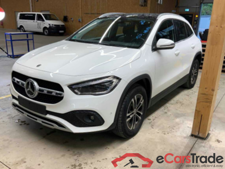 GLA GLA 250 e (247.786) 1.3 160KW AT8 E6d