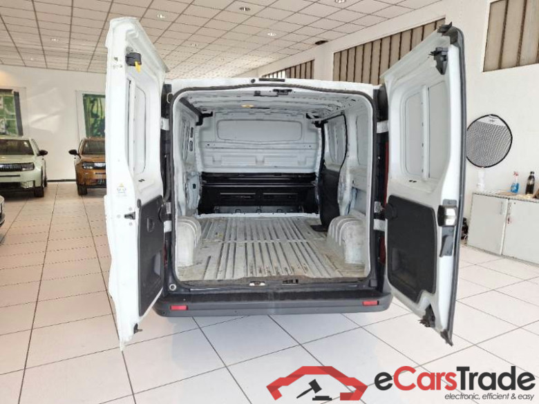 RENAULT TRAFIC / 2014 / 4P / FURGONE FG L1 H1 T27 1.6 DCI 120CV ICE #5