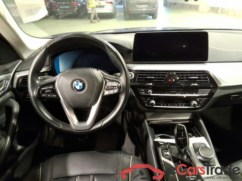 BMW 5 SERIES TOURING 2.0 518D 100KW TOURING AUTO #6