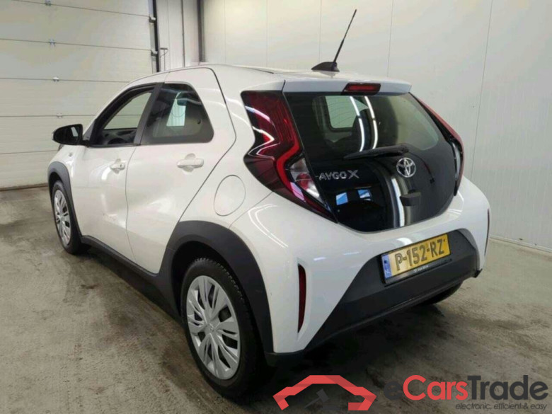 TOYOTA Aygo X 1.0 VVT-i MT Play #6