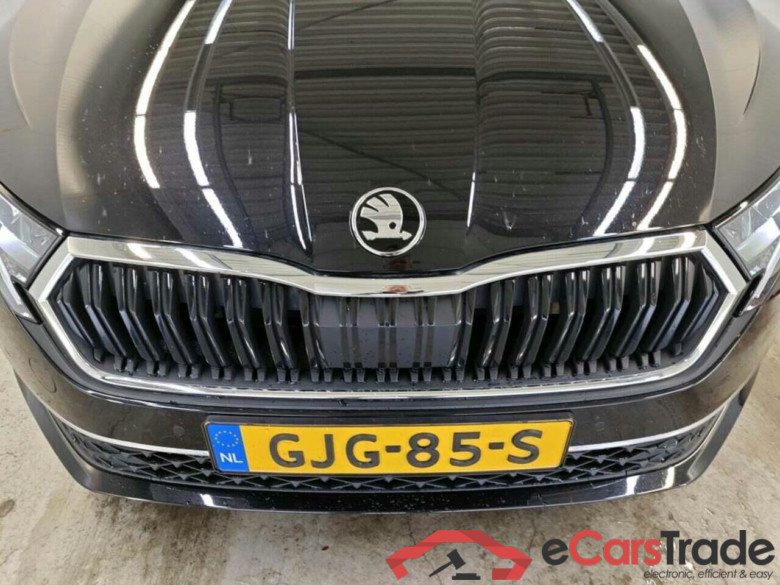 SKODA Octavia Combi 1.5 TSI MHEV Bns.Ed. #4
