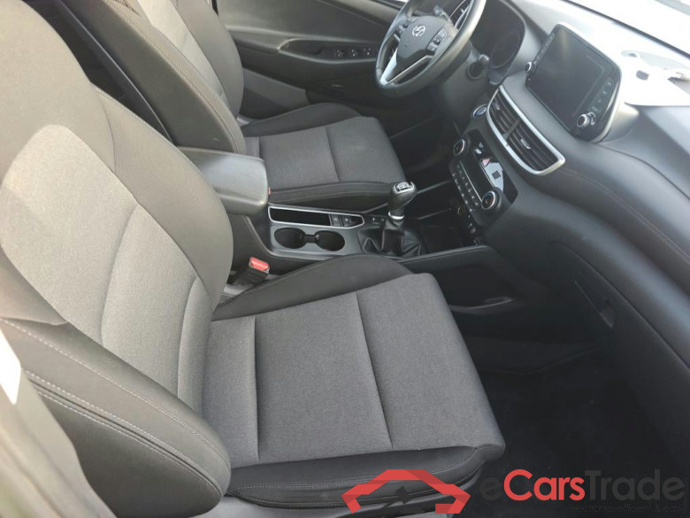 HYUNDAI Tucson / 2018 / 5P / todoterreno 1.6 CRDI 85kW (116CV) 48V Tecno 4X2 #6