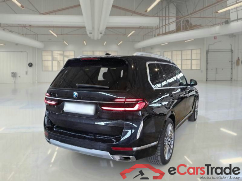 BMW X7 / 2022 / 5P / SUV XDRIVE 40D 48V AUTO. #2