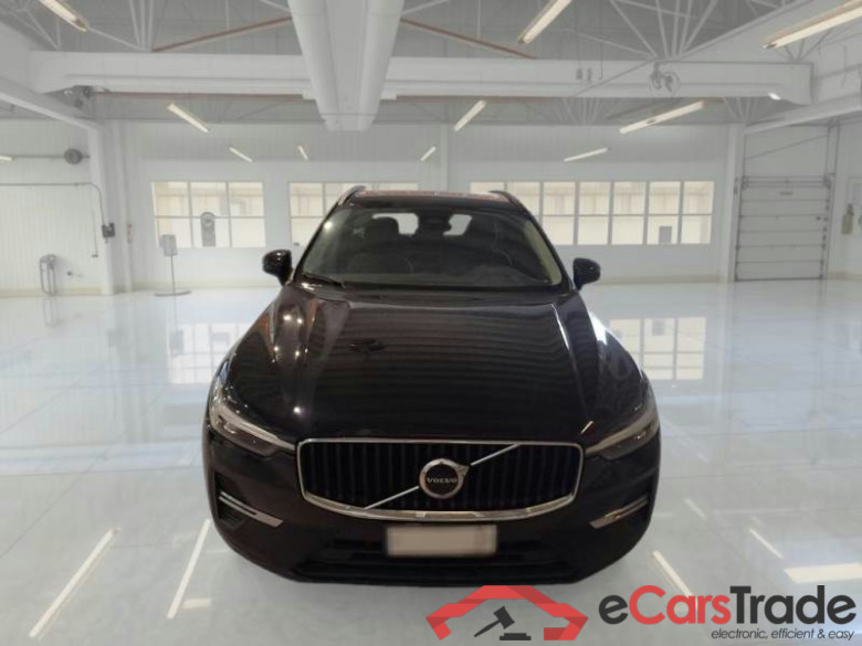 VOLVO XC60 / 2021 / 5P / SUV B4 D automatico Essential #6