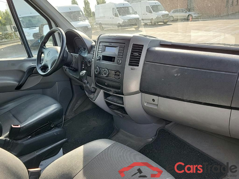 MERCEDES-BENZ Sprinter CC 210CDI 3250 3.19t DC 7G-Tronic 4D 70kW #6