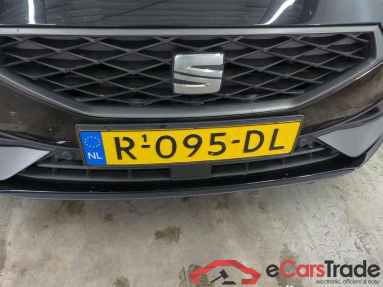 SEAT Leon Sportstourer 1.5 eTSI FR Bns Int #4