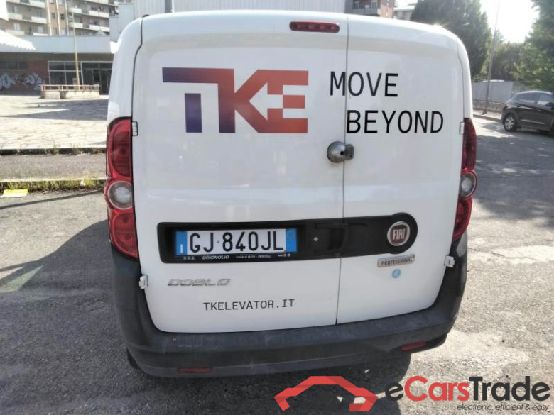FIAT DOBLÒ CARGO / 2014 / 4P / VETT. FURGONATA CH1 LOUNGE 1.6 MJET 90CV E6D-F SeS #2