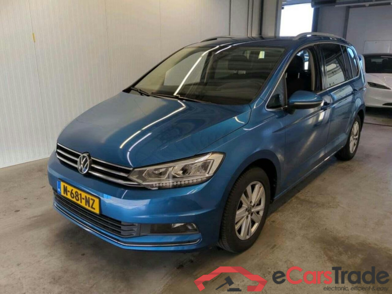 VOLKSWAGEN TOURAN 1.5 TSI Highline 7p