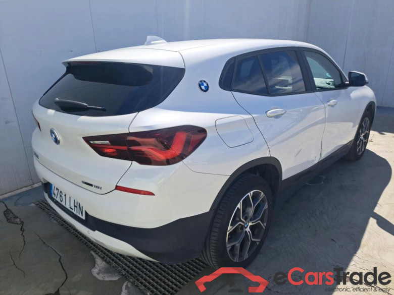BMW X2 / 2017 / 5P / todoterreno sDrive18i (CX) #2