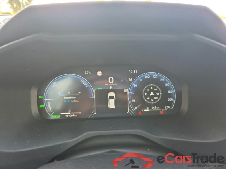 TOYOTA Rav4 / 2018 / 5P / todoterreno 2.5l 220H Luxury #4