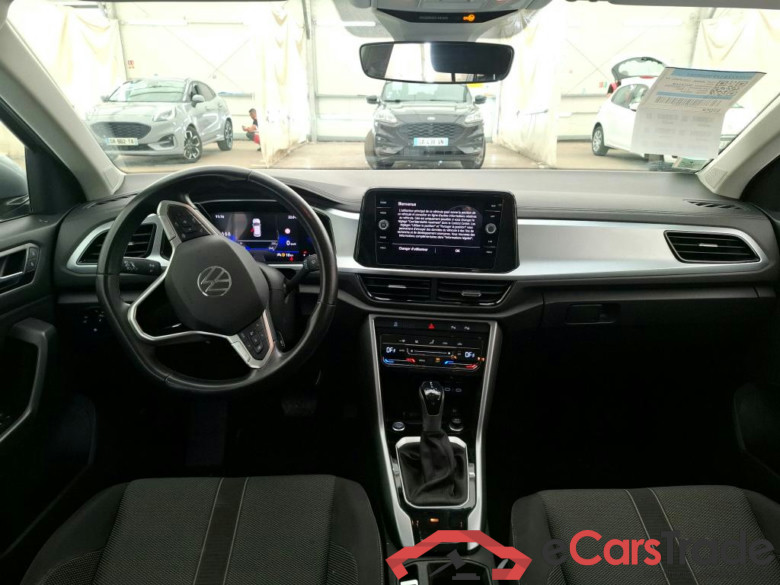 VOLKSWAGEN T-Roc / 2021 / 5P / SUV 1.5 TSI 150 EVO LIFE PLUS DSG7 #5