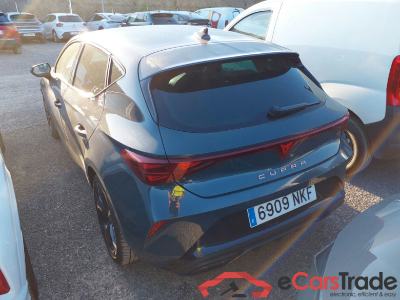 CUPRA Leon 5P 1.5 eTSI DSG 150cv AutomÃ¡tico  #2