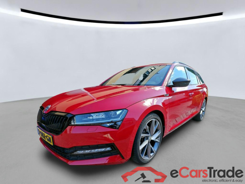 SKODA Superb Combi 110 kW #1