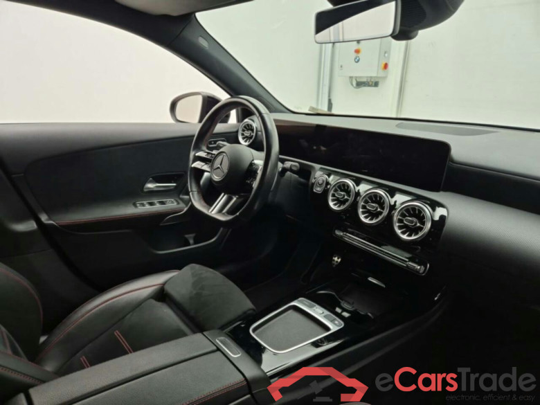MERCEDES-BENZ A-klasse 180 AMG Line #3