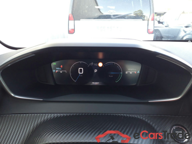 PEUGEOT 208  PEUGEOT 208  Allure Hybrid 110 ch e-DCS6 + pack access #6