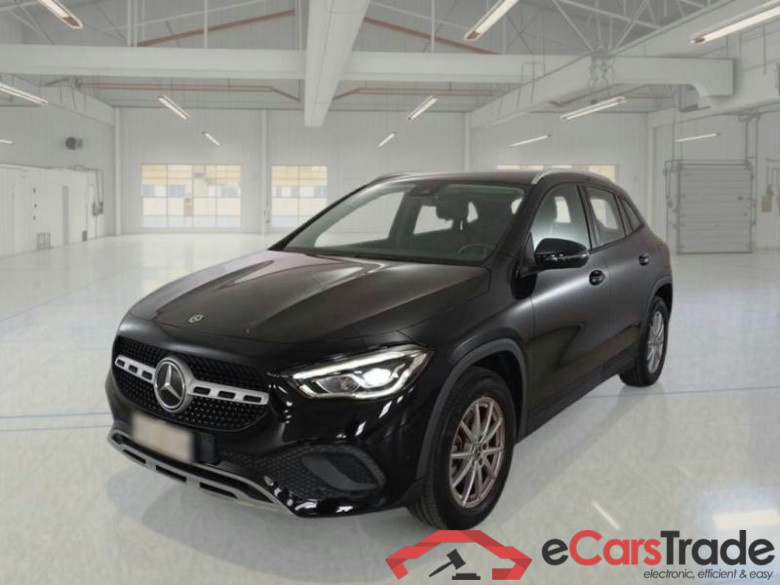 MERCEDES-BENZ GLA / 2020 / 5P / CROSSOVER GLA 180 D AUTOMATIC BUSINESS EXTRA #1