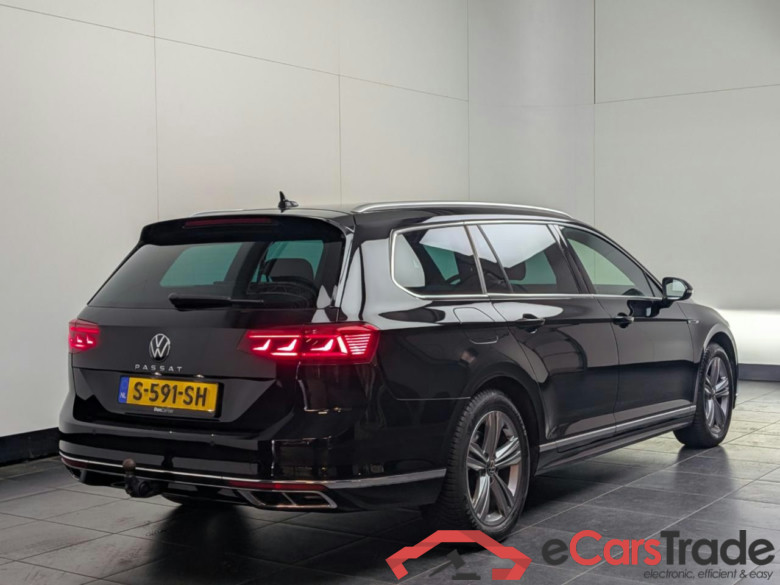 VOLKSWAGEN PASSAT VARIANT 1.5 TSI R-Line Bns+ #3