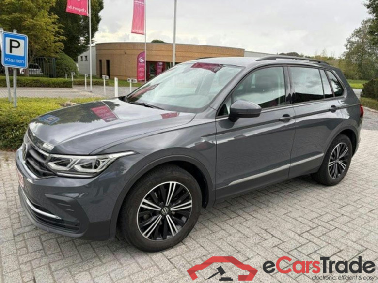 VOLKSWAGEN Tiguan 1.5 TSI Life OPF DSG #1