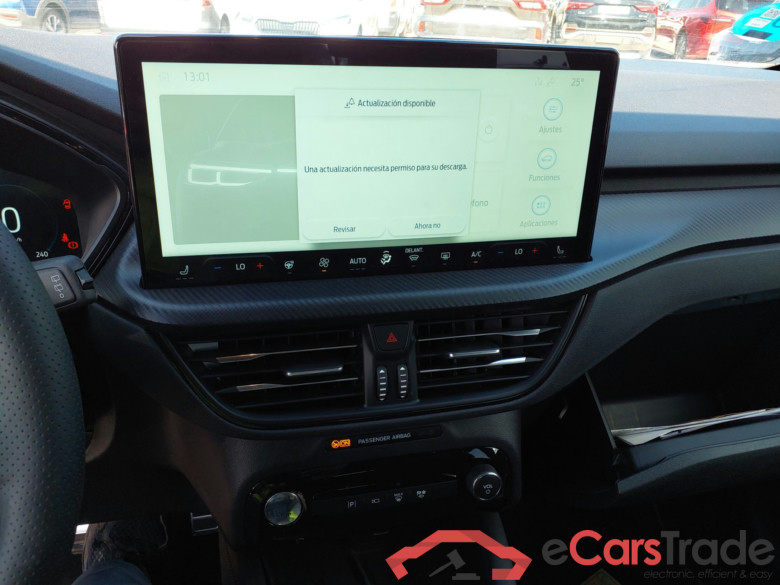 FORD Kuga 2.5 PHEV 243cv Automatico  ST Line X (2026)(Pano-Roof + Winterpack + Tow Bar) #6