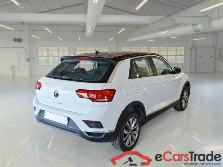 VOLKSWAGEN T-ROC / 2017 / 5P / SUV 2.0 TDI SCR STYLE DSG #2