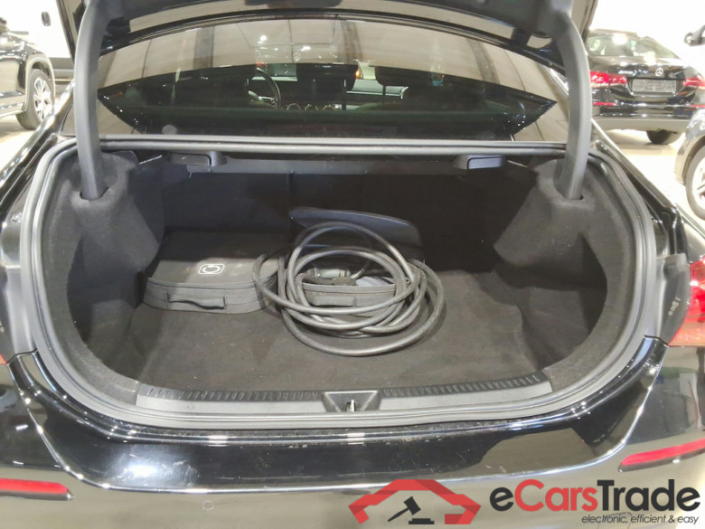 MERCEDES-BENZ A-CLASS LIMOUSINE 1.3 A 250 E BUSINESS SOLUTION DCT #3