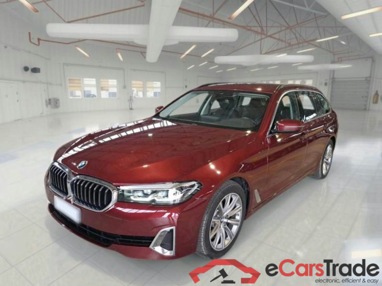 BMW SERIE 5 / 2020 / 5P / STATION WAGON 518D LUXURY TOURING #1
