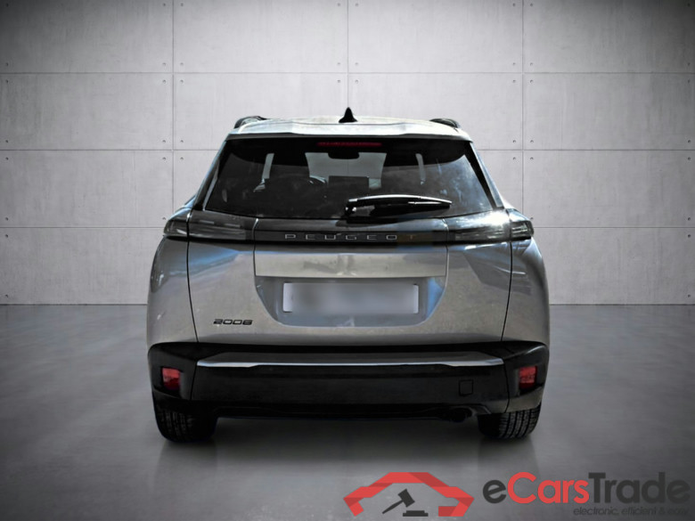 Peugeot 2008 Allure 1.2 100 #6