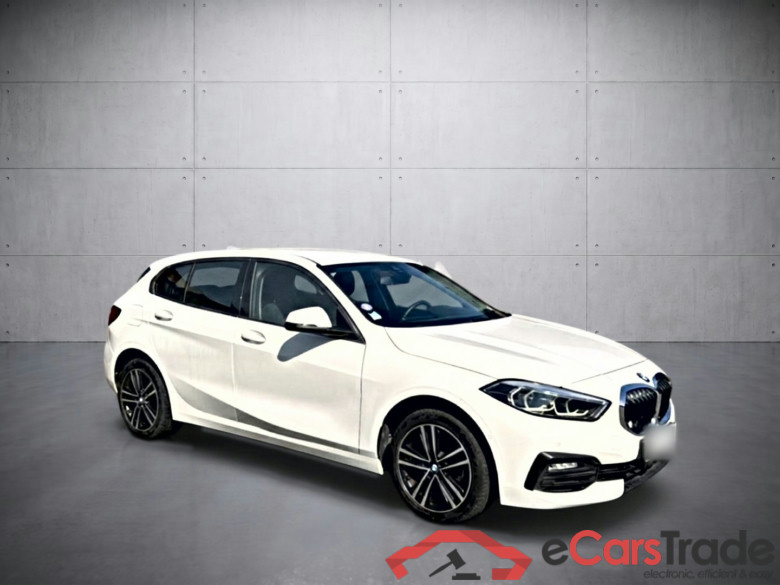 BMW 1 Serie Business Design (F40) 118iA 136 DKG7 #3