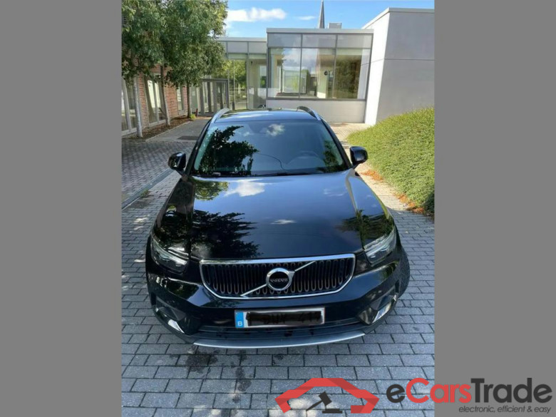 VOLVO XC40 Dsl XC40 2.0 D3 Momentum Pro Geartronic #2