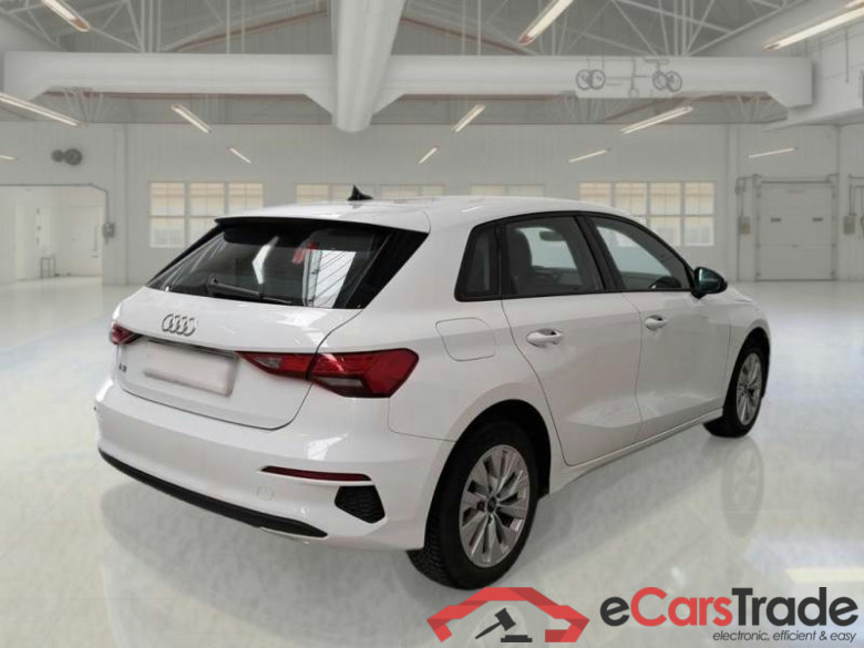 AUDI A3 / 2020 / 5P / BERLINA 40 TFSI E S TRONIC BUSINESS S.BACK #2