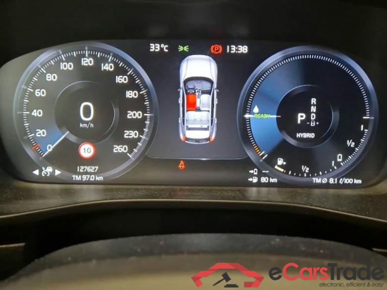VOLVO XC40 / 2017 / 5P / SUV T4 PLUG-IN HYBRID AUTO RECH INSCRIP EXPR #4