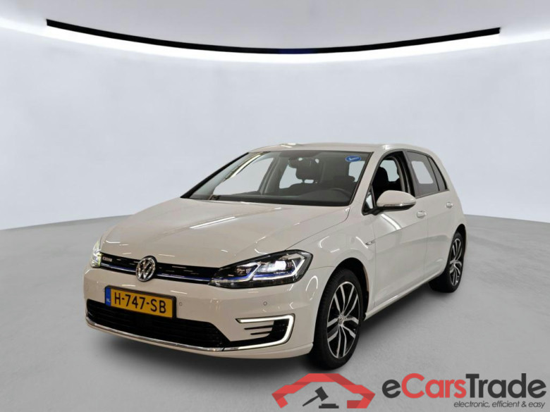 VOLKSWAGEN e-Golf 100 kW #1