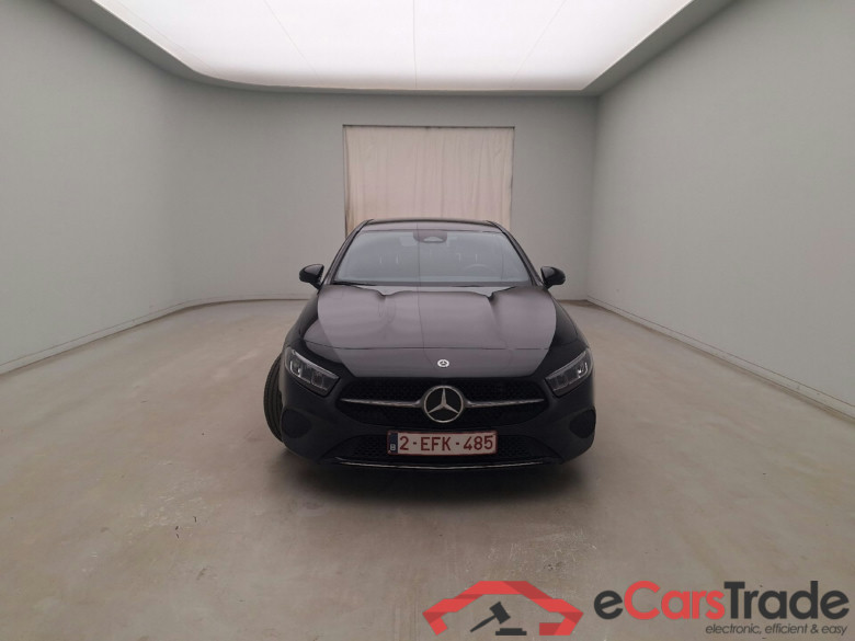 Mercedes, A-Class B.FL'22, A Berline 180 Business Line A #1