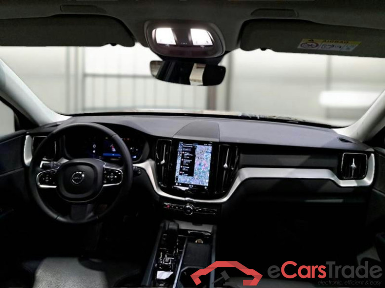 VOLVO XC60 / 2021 / 5P / SUV B4 D AUTOMATICO PLUS DARK #3