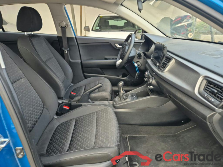 KIA Rio / 2020 / 5P / berlina con portón 1.0 T-GDi 74kW (100CV) MHEV iMT Concept #6