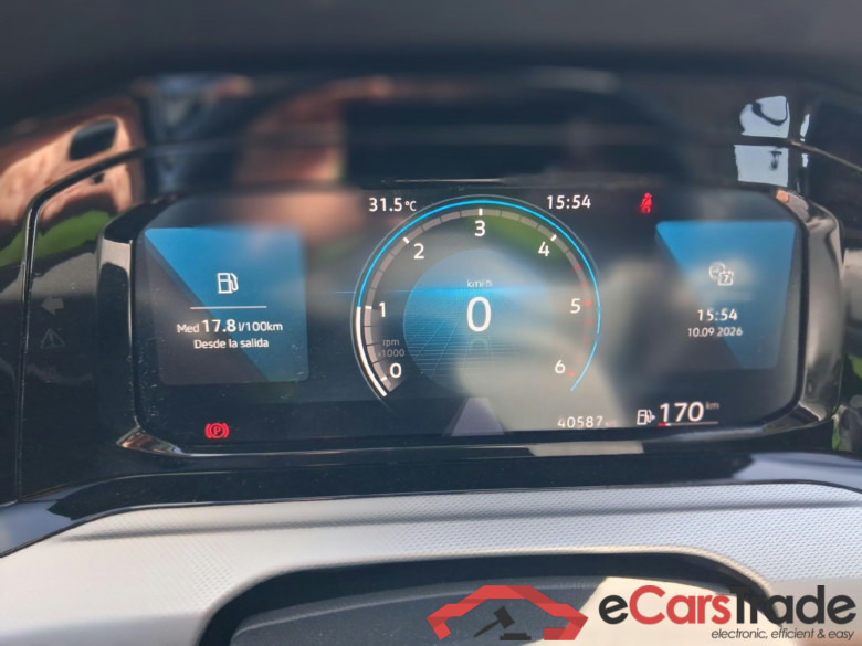 VOLKSWAGEN Golf / 2020 / 5P / berlina con portón 2.0 TDI 85kW (115CV) #4