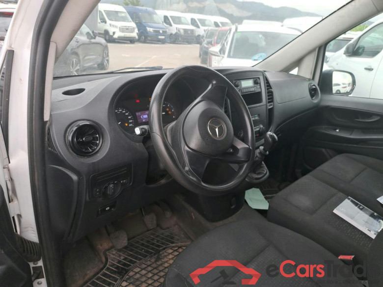 MERCEDES-BENZ Vito / 2014 / 4P / furgón 114CDI TD 100kW furgón Pro compacta #3