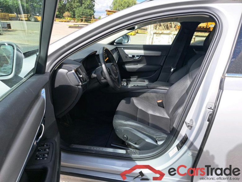 VOLVO V90 2.0 B4 D MHEV MOMENTUM PRO AUTO #5