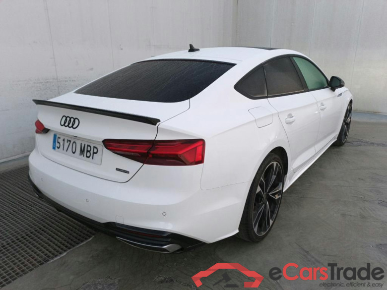AUDI A5 / 2019 / 5P / berlina con portón B.Line 40 TDI quattro S tronic Sportback #2