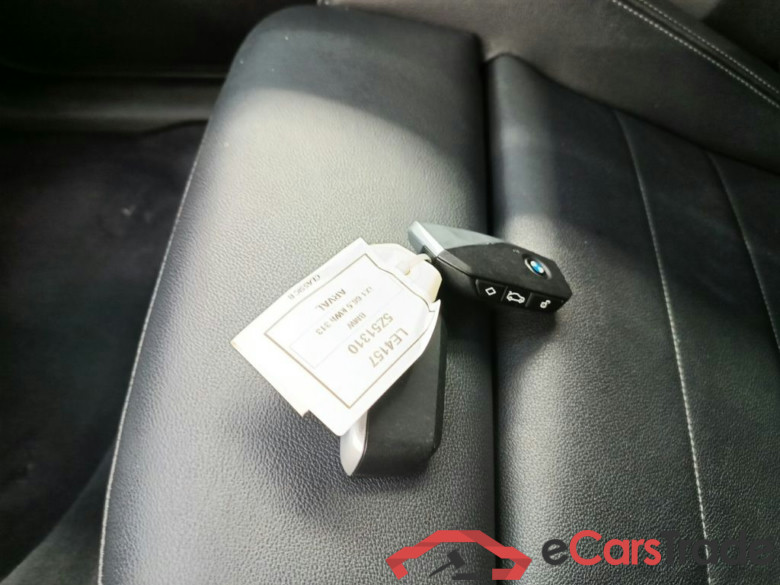 BMW iX1 xDrive30 (200kW) 5d #4