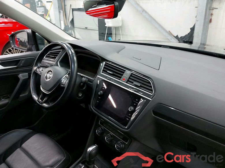 VOLKSWAGEN - VW  TIGUAN TSI 150PK DSG Platinum Towing Hook * PETROL * #3