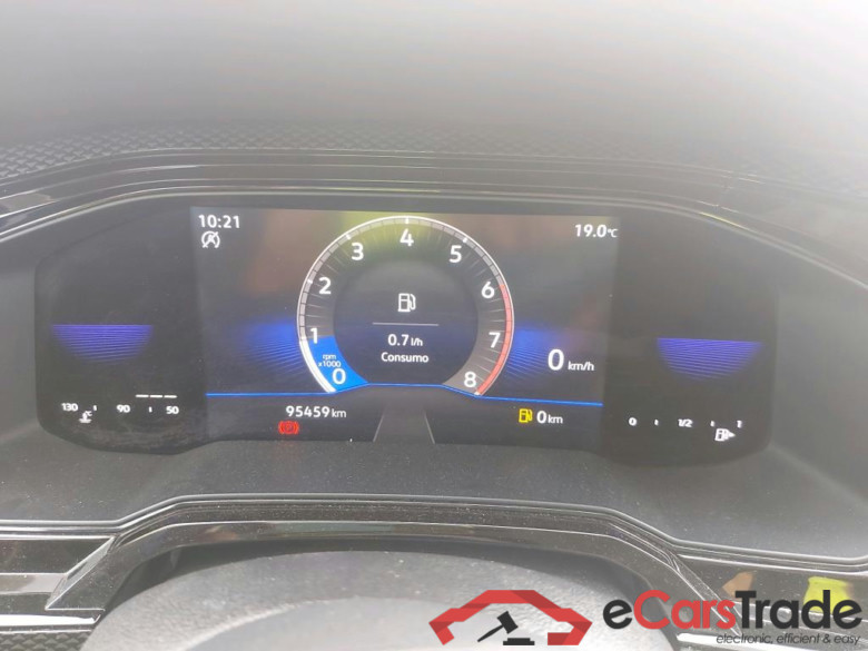 VOLKSWAGEN Polo / 2021 / 5P / berlina con portón Life 1.0 TSI 70kW (95CV) #3