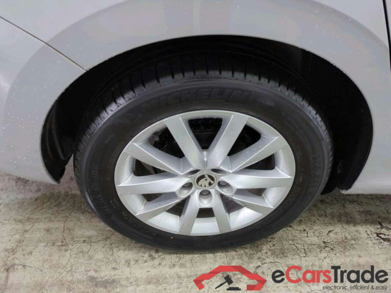 SKODA Scala 1.0 TSI Ambition #6