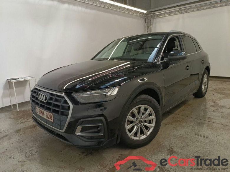 Audi Q5 Business Edition 30 TDI S tronic 5d #1