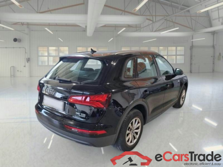 AUDI Q5 / 2016 / 5P / SUV 35 TDI BUSINESS QUATTRO S TRONIC #2