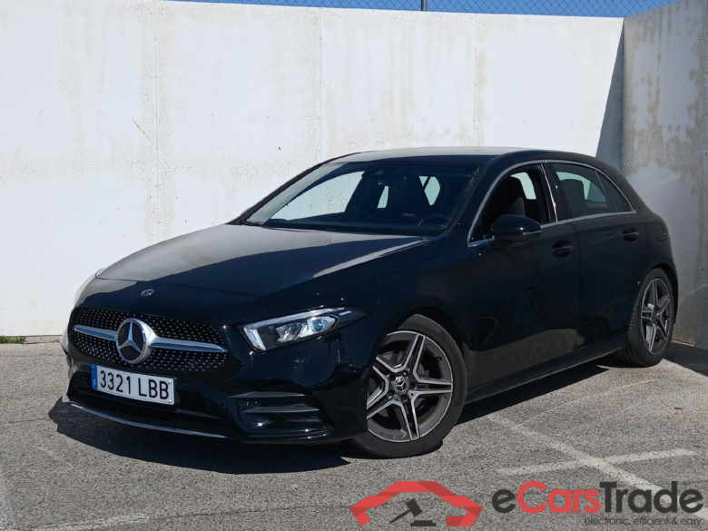 MERCEDES-BENZ Clase A / 2018 / 5P / berlina con portón A 180