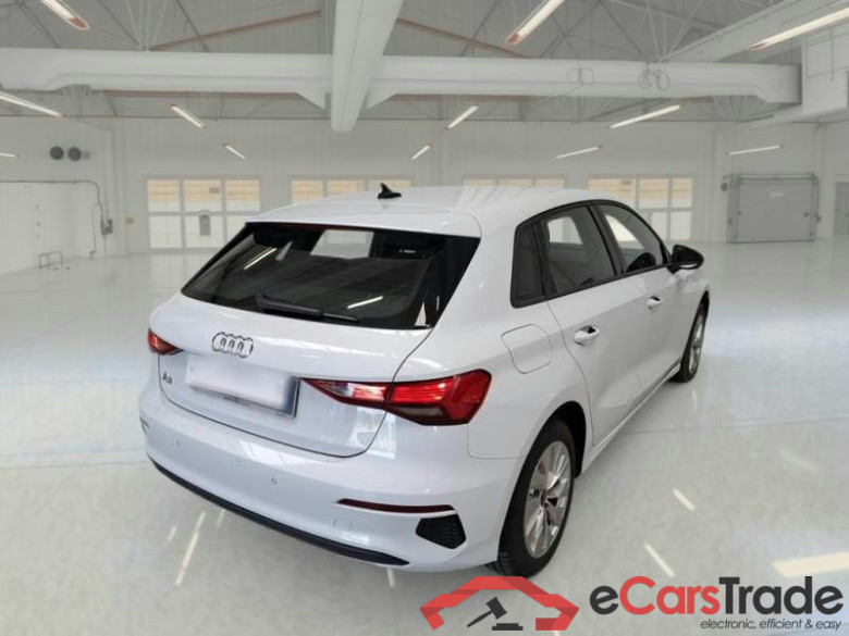 AUDI A3 / 2020 / 5P / BERLINA 40 TFSI E S TRONIC BUSINESS S.BACK #2